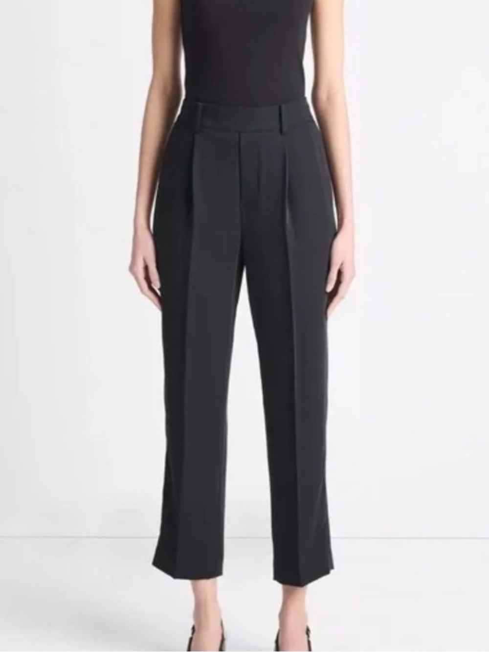 NWOT Vince Tapered Pull-On Pants Black Business Casual Women’s Size Medium